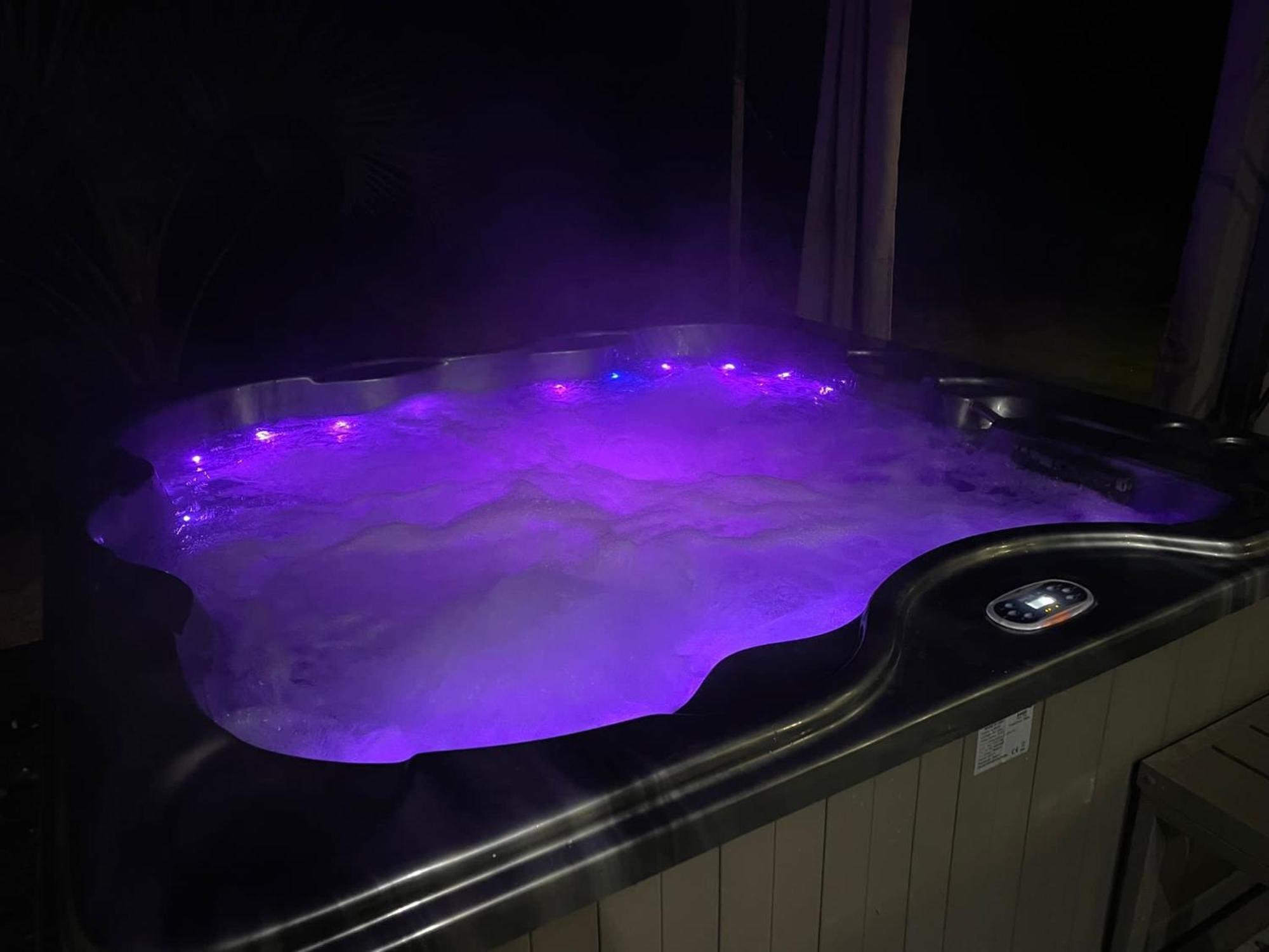 Maison Moderne Au Calme Avec Billard, Jacuzzi, Bain A Remous, Piscine, Babyfoot Labastide-du-Temple 외부 사진